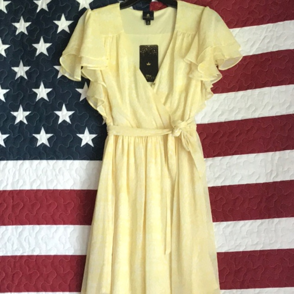 The cute yellow dress